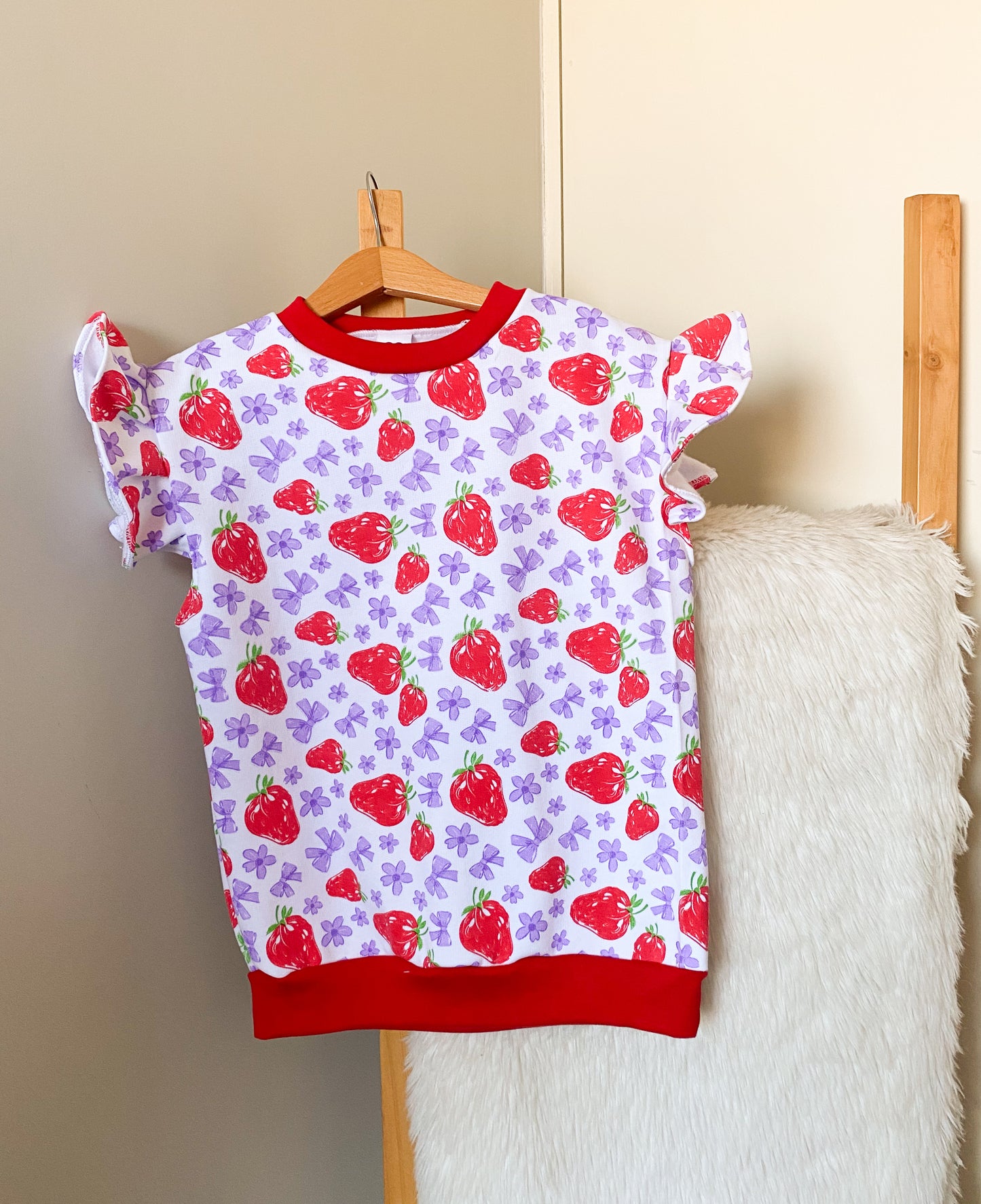Pullover fresas
